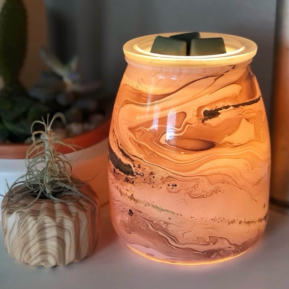 Scentsy Moon Over Jupiter Wax Warmer - new in box- $50